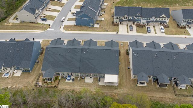 61 Moss Hollow Way, Simpsonville, SC 29680