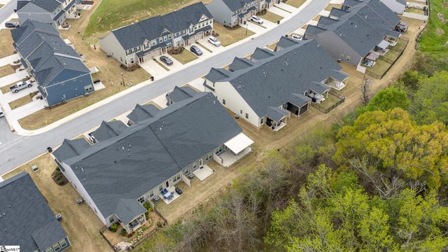 61 Moss Hollow Way, Simpsonville, SC 29680