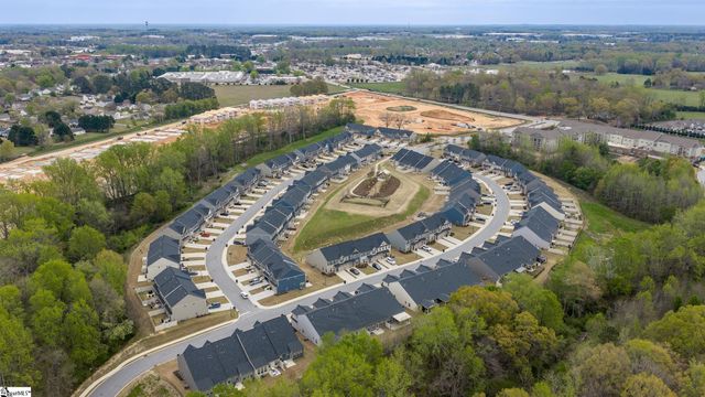 61 Moss Hollow Way, Simpsonville, SC 29680