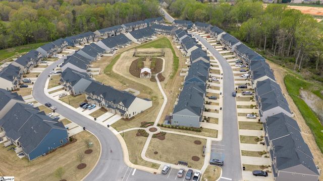 61 Moss Hollow Way, Simpsonville, SC 29680