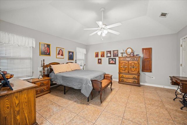 261 Corinth Rd., Petal, MS 39465