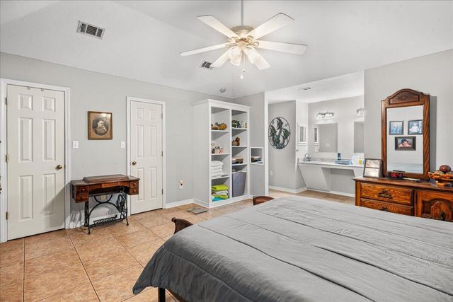 261 Corinth Rd., Petal, MS 39465