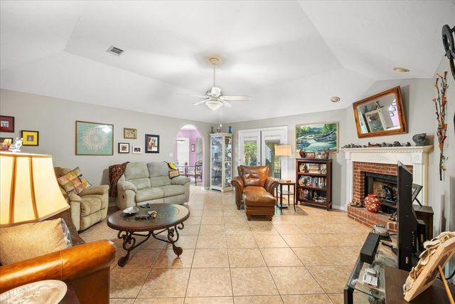 261 Corinth Rd., Petal, MS 39465