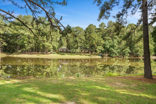 261 Corinth Rd., Petal, MS 39465