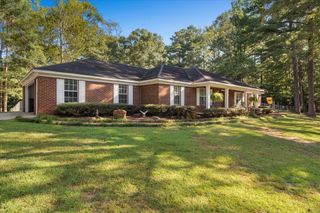 261 Corinth Rd., Petal, MS 39465