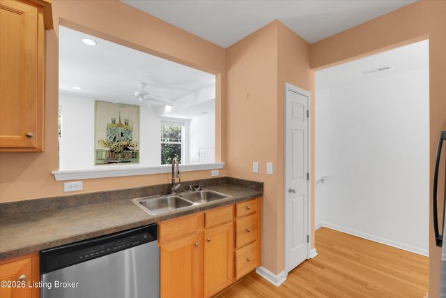 307 Cliffwood Hill Way, Louisville, KY 40206