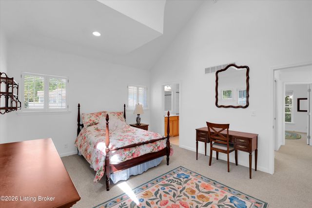 307 Cliffwood Hill Way, Louisville, KY 40206