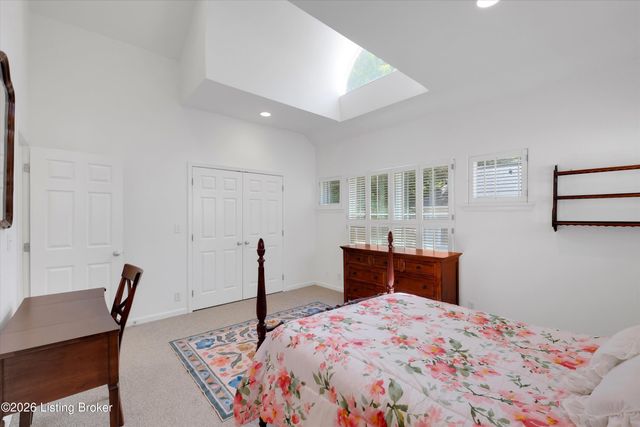307 Cliffwood Hill Way, Louisville, KY 40206