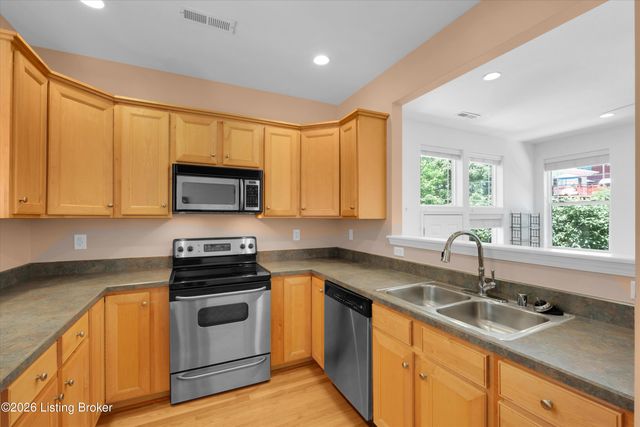 307 Cliffwood Hill Way, Louisville, KY 40206