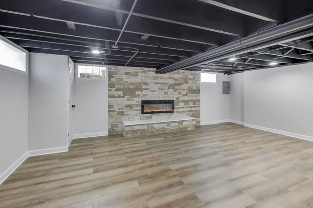 4177 Oak Lane, Gary, IN 46408