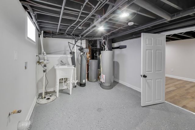 4177 Oak Lane, Gary, IN 46408