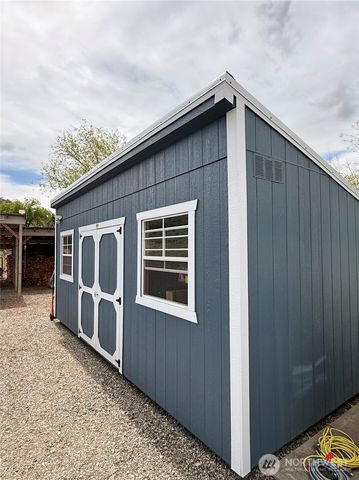 92 Crumbacher Road, Tonasket, WA 98855