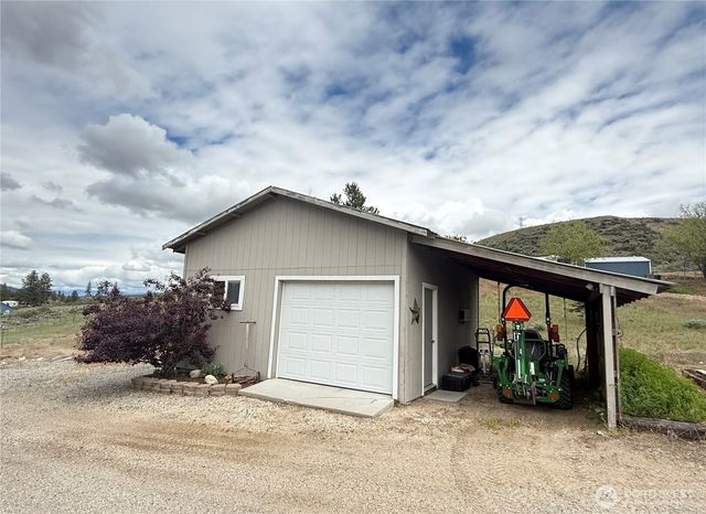 92 Crumbacher Road, Tonasket, WA 98855