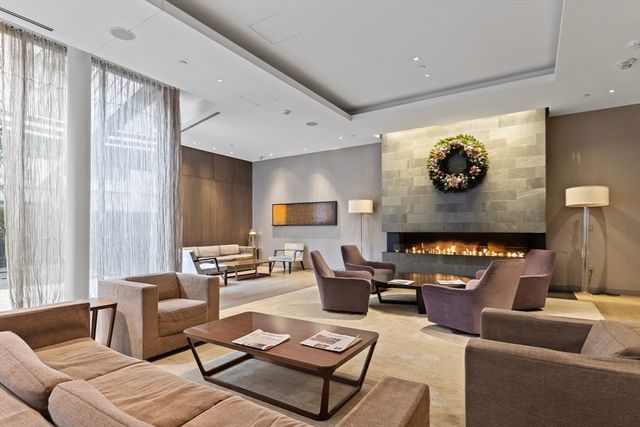 580 Washington Street 5C, Boston, MA 02111