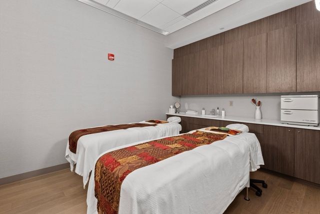 580 Washington Street 5C, Boston, MA 02111