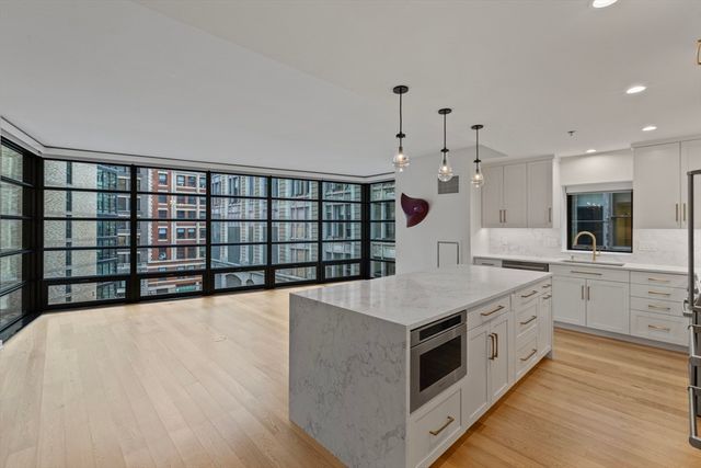 580 Washington Street 5C, Boston, MA 02111