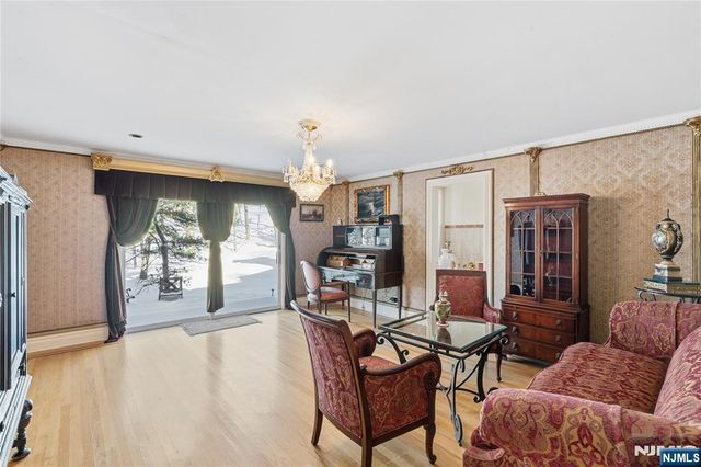12 E Saddle River Road, Saddle River, NJ 07458