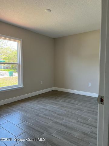 1042 Hickory Lane, Cocoa, FL 32922