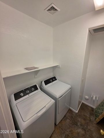 1950 E Los Alamos Street, Gilbert, AZ 85295