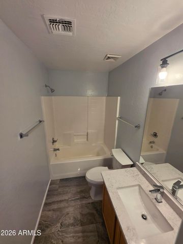 1950 E Los Alamos Street, Gilbert, AZ 85295