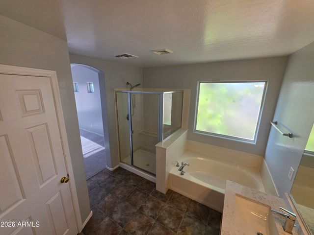 1950 E Los Alamos Street, Gilbert, AZ 85295