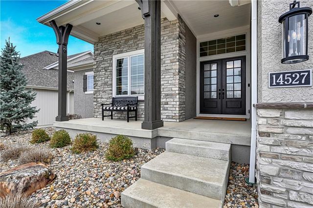 14527 S Parkhill Street, Olathe, KS 66062