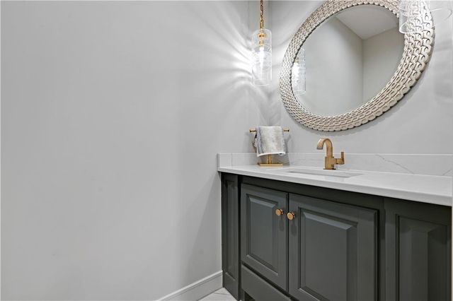 14527 S Parkhill Street, Olathe, KS 66062