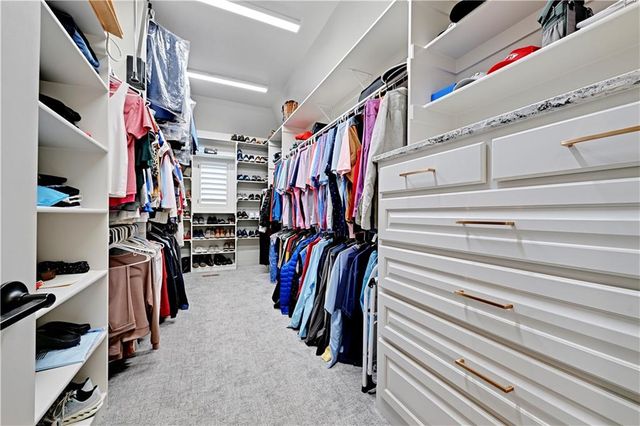 14527 S Parkhill Street, Olathe, KS 66062