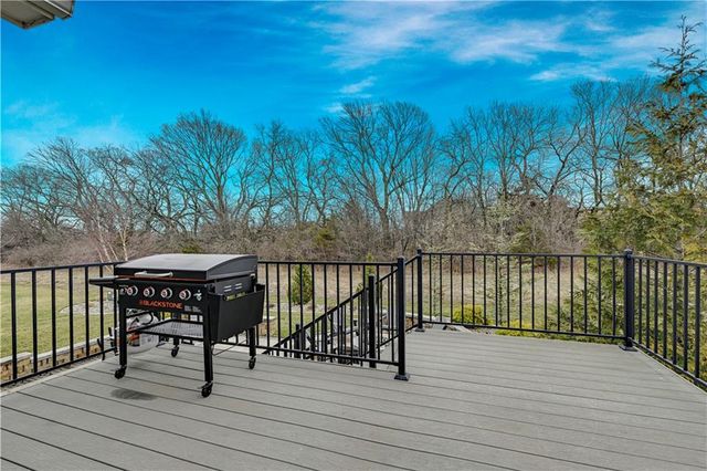 14527 S Parkhill Street, Olathe, KS 66062