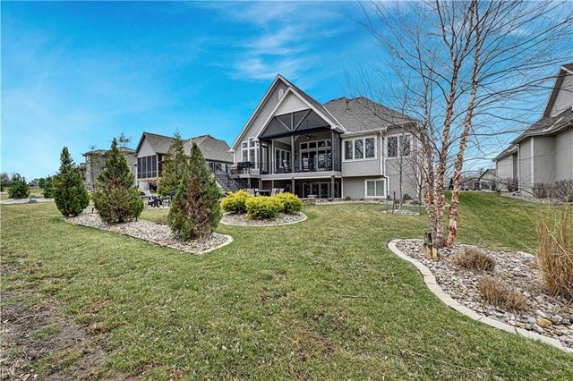 14527 S Parkhill Street, Olathe, KS 66062