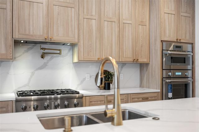 113 W EVANS STREET, Orlando, FL 32804