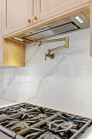 113 W EVANS STREET, Orlando, FL 32804