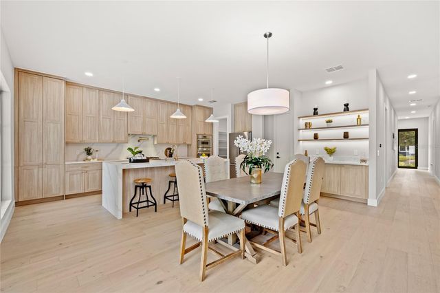 113 W EVANS STREET, Orlando, FL 32804