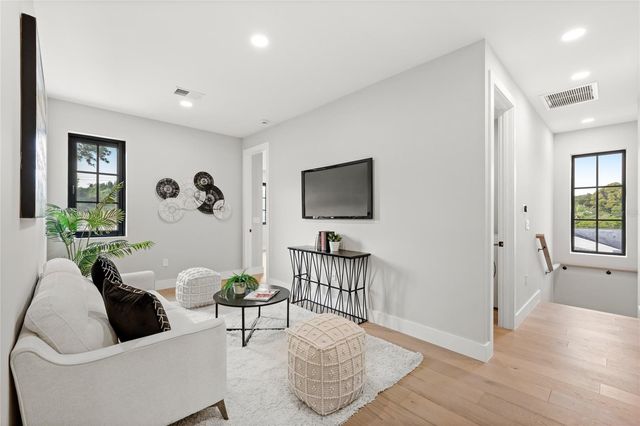 113 W EVANS STREET, Orlando, FL 32804