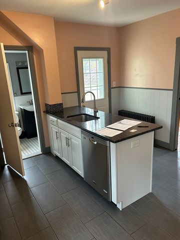 3 Day Street 1, Norwood, MA 02062