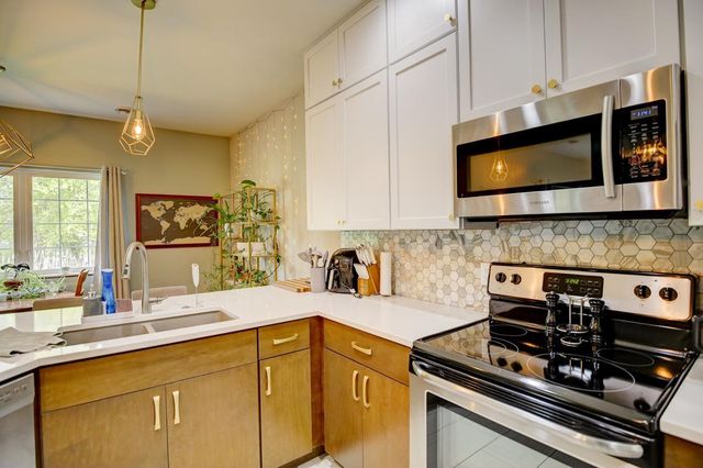 4612 Burma Road, Mcfarland, WI 53558
