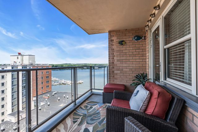 28 Riverside Avenue 11K, Red Bank, NJ 07701