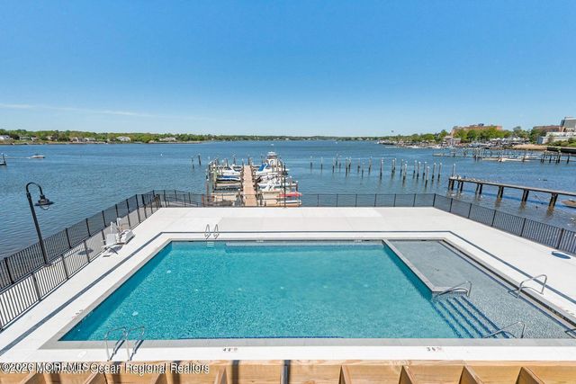 28 Riverside Avenue 11K, Red Bank, NJ 07701