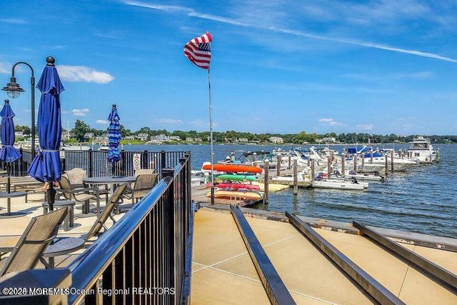 28 Riverside Avenue 11K, Red Bank, NJ 07701