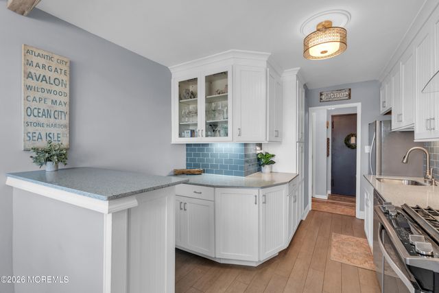 28 Riverside Avenue 11K, Red Bank, NJ 07701