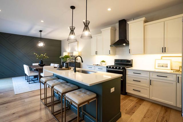 7264 E 115th Avenue, Crown Point, IN 46307