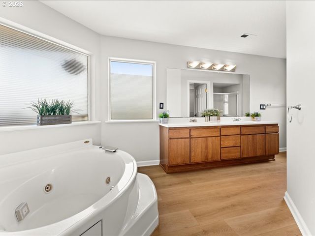 1538 Nw 41ST Cir, Camas, WA 98607