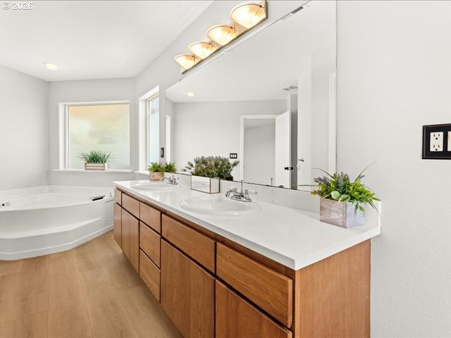 1538 Nw 41ST Cir, Camas, WA 98607