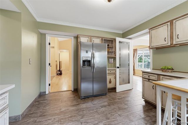40820 Brightside Court, Sterling Heights, MI 48310