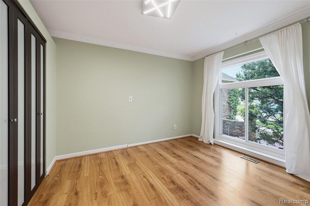 40820 Brightside Court, Sterling Heights, MI 48310