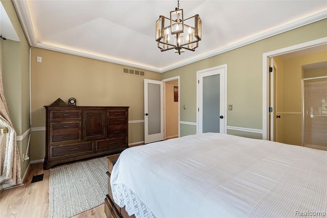 40820 Brightside Court, Sterling Heights, MI 48310