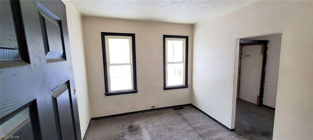 3219 W 33rd Street, Cleveland, OH 44109