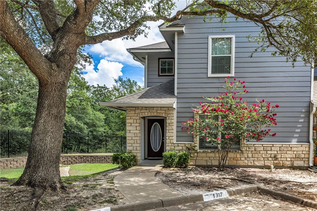 1317 Canyon Creek Circle, College Station, TX 77840 — exterior