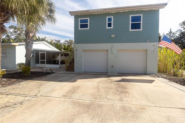 2004 1ST STREET SE, St Petersburg, FL 33705