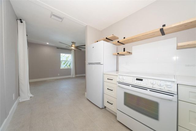 2004 1ST STREET SE, St Petersburg, FL 33705